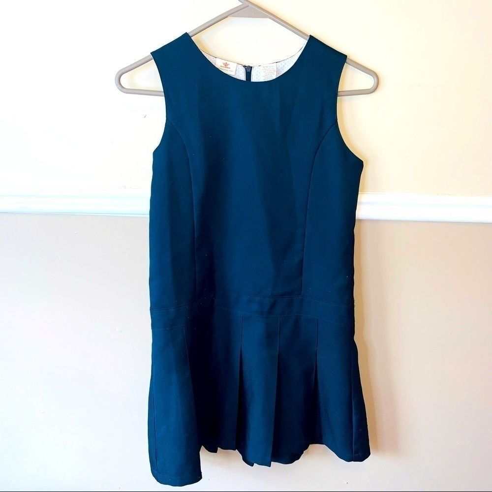 Size 8-10 Dockers Navy Pleated Dress Jumper